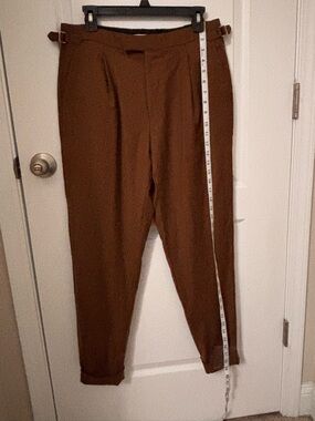 Reiss Men's pleated “venue” Tailored trousers.